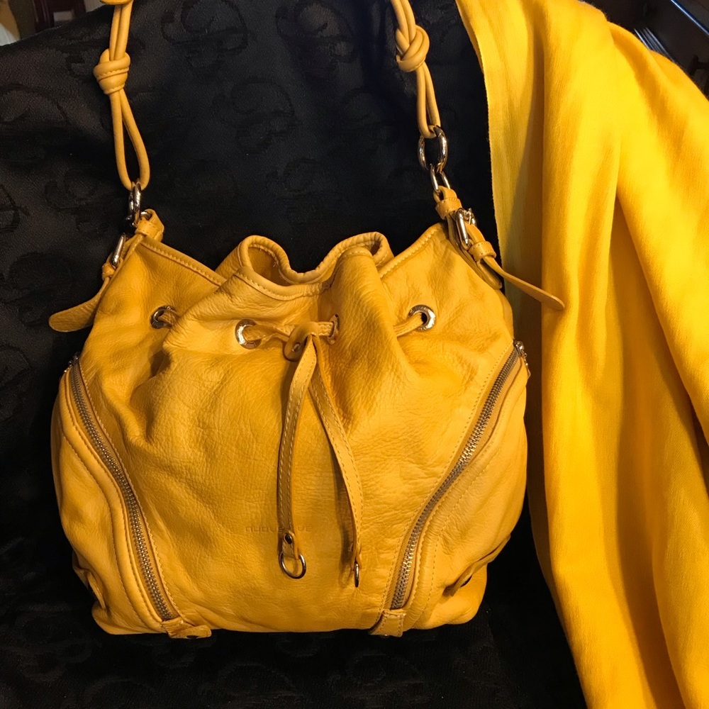 Nuovedive Soft Leather Satchel Bag